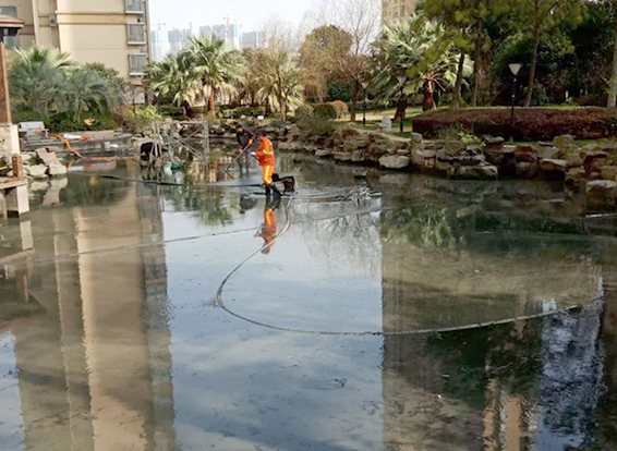 洮南景观池淤泥清理